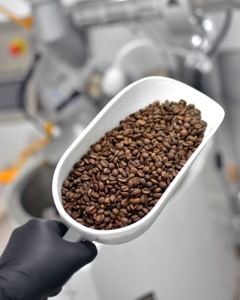 Δείτε όλα τα στάδια επεξεργασίας που περνάει ο καφές μας μέχρι να φτάσει στα χέρια σας!